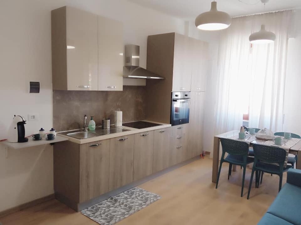 Nonna Pella Appartamenti - Corbezzolo Pietra Ligure Buitenkant foto