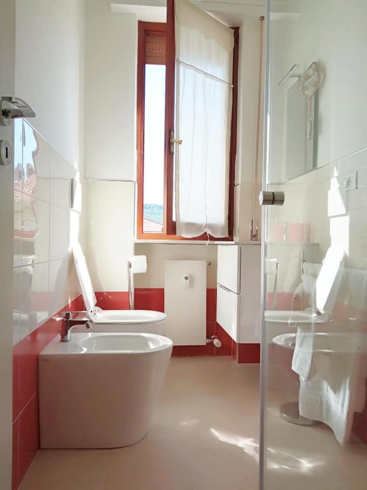 Nonna Pella Appartamenti - Corbezzolo Pietra Ligure Kamer foto